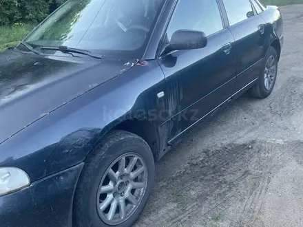 Audi A4 1998 года за 1 500 000 тг. в Петропавловск – фото 3