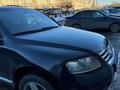 Volkswagen Touareg 2006 годаfor4 700 000 тг. в Астана – фото 4