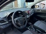 Hyundai Accent 2021 года за 7 100 000 тг. в Актобе – фото 5