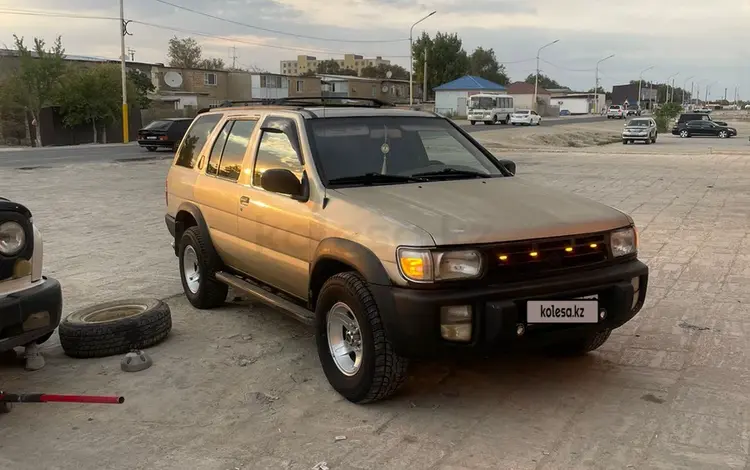 Nissan Pathfinder 1996 года за 3 200 000 тг. в Жанаозен