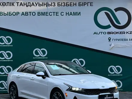 Kia K5 2021 года за 13 500 000 тг. в Алматы – фото 2