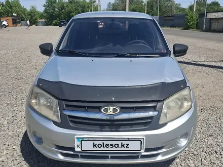 ВАЗ (Lada) Granta 2190 2015 года за 1 500 000 тг. в Караганда