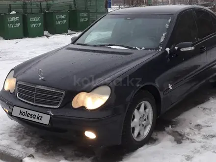 Mercedes-Benz C 180 2001 года за 2 600 000 тг. в Костанай – фото 6