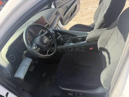 Hyundai Elantra 2024 года за 11 700 000 тг. в Актобе – фото 7