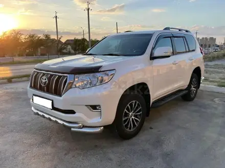 Toyota Land Cruiser Prado 2018 года за 23 500 000 тг. в Атырау – фото 3