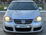 Volkswagen Jetta 2006 года за 3 050 000 тг. в Караганда – фото 2