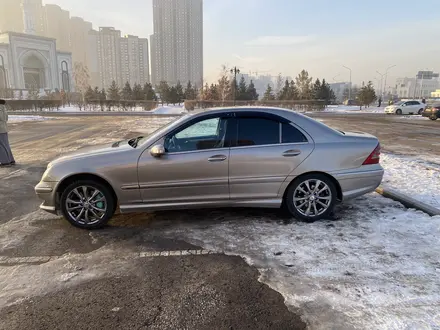 Mercedes-Benz C 230 2004 года за 3 390 000 тг. в Астана – фото 6