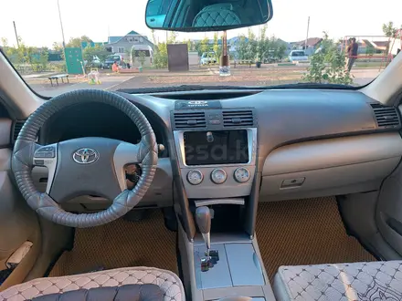 Toyota Camry 2010 года за 7 100 000 тг. в Уральск – фото 16