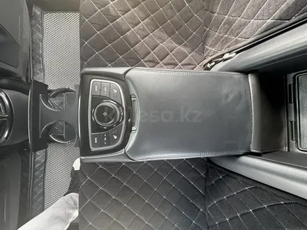 Hyundai Grandeur 2015 года за 9 700 000 тг. в Алматы – фото 29