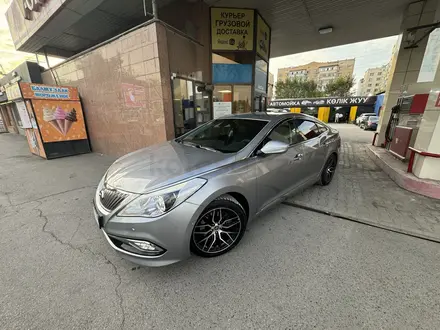 Hyundai Grandeur 2015 года за 9 700 000 тг. в Алматы – фото 9