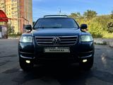 Volkswagen Touareg 2006 года за 5 100 000 тг. в Петропавловск