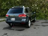 Volkswagen Touareg 2006 года за 5 100 000 тг. в Петропавловск – фото 3