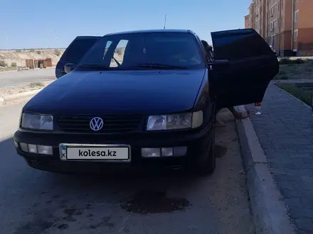 Volkswagen Passat 1994 года за 1 400 000 тг. в Кызылорда – фото 10