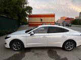 Hyundai Sonata 2020 годаүшін11 000 000 тг. в Актобе – фото 2