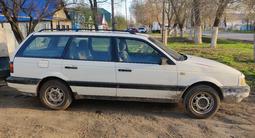 Volkswagen Passat 1993 годаүшін1 600 000 тг. в Уральск – фото 4