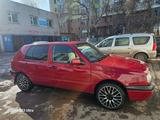 Volkswagen Golf 1993 года за 900 000 тг. в Астана