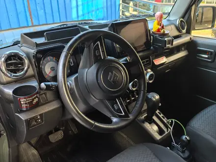 Suzuki Jimny 2024 года за 15 600 000 тг. в Алматы – фото 7