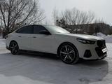 BMW 530 2023 года за 39 000 000 тг. в Астана – фото 2