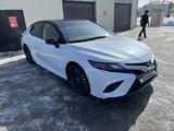 Toyota Camry 2020 года за 14 000 000 тг. в Актобе – фото 3