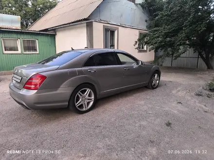 Mercedes-Benz S 550 2007 года за 7 500 000 тг. в Алматы – фото 3