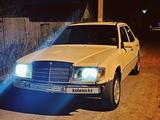 Mercedes-Benz E 230 1990 годаfor1 000 000 тг. в Караганда – фото 3