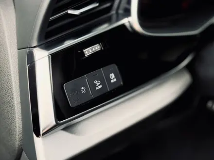 Audi Q8 2023 года за 37 000 000 тг. в Алматы – фото 16