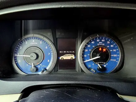 Toyota Sienna 2020 года за 18 100 000 тг. в Алматы – фото 12