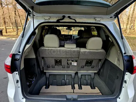 Toyota Sienna 2020 года за 18 100 000 тг. в Алматы – фото 23