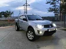 Mitsubishi L200, 2013