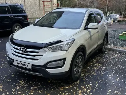 Hyundai Santa Fe 2013 года за 10 000 000 тг. в Алматы