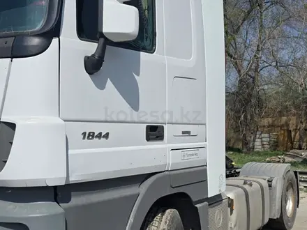 Mercedes-Benz  Actros 2011 года за 21 000 000 тг. в Алматы – фото 3
