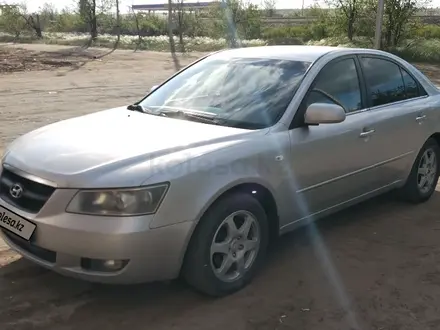 Hyundai Sonata 2005 годаүшін3 600 000 тг. в Актобе – фото 3