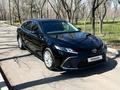 Toyota Camry 2023 года за 17 350 000 тг. в Астана – фото 3