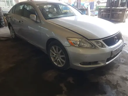 Накладка на порог Lexus GS (ПАРА) за 40 000 тг. в Астана