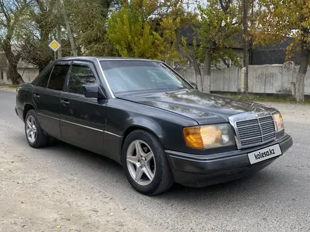 Mercedes-Benz E 230 1992 года за 1 550 000 тг. в Тараз – фото 3