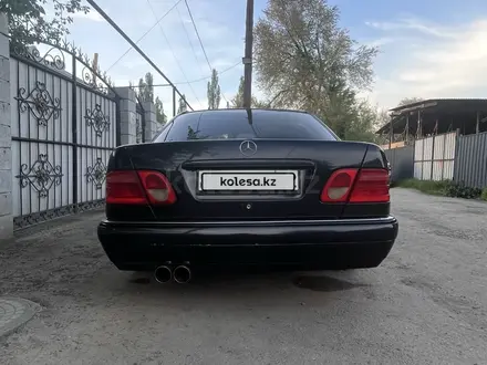 Mercedes-Benz E 280 1996 года за 3 000 000 тг. в Алматы – фото 4