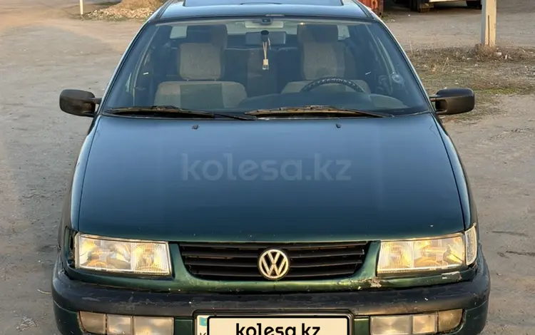 Volkswagen Passat 1996 года за 1 600 000 тг. в Семей
