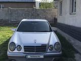 Mercedes-Benz E 230 1997 года за 2 600 000 тг. в Алматы