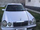 Mercedes-Benz E 230 1997 года за 2 600 000 тг. в Алматы – фото 3