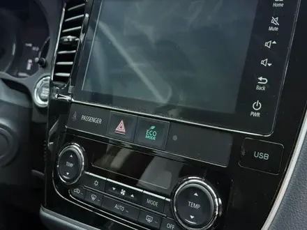 Mitsubishi Outlander 2022 года за 13 290 000 тг. в Алматы – фото 20