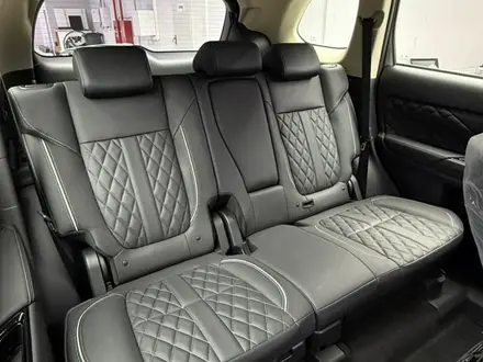 Mitsubishi Outlander 2022 года за 13 290 000 тг. в Алматы – фото 26