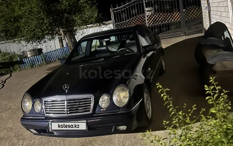 Mercedes-Benz E 240 1997 годаfor4 300 000 тг. в Аягоз