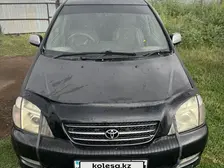 Toyota Nadia, 1998