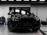BMW X7 2025 года за 80 000 000 тг. в Астана – фото 2