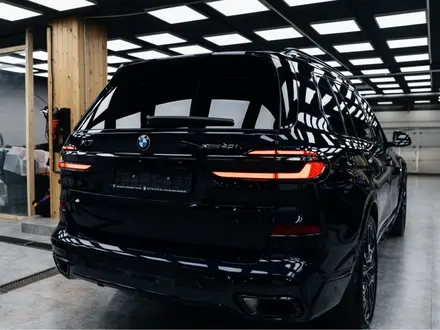 BMW X7 2025 года за 80 000 000 тг. в Астана – фото 45