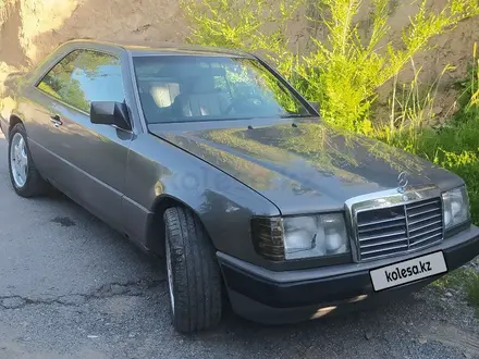 Mercedes-Benz E 230 1989 года за 1 600 000 тг. в Шымкент – фото 2