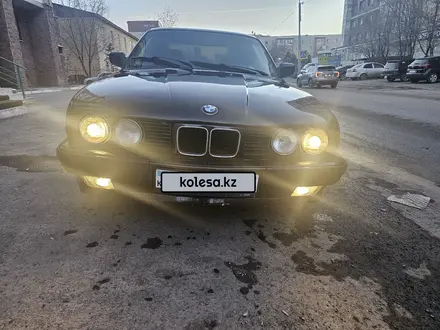 BMW 520 1991 года за 1 300 000 тг. в Астана – фото 2