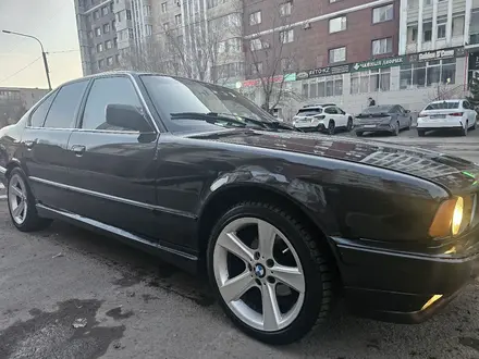 BMW 520 1991 года за 1 300 000 тг. в Астана – фото 4