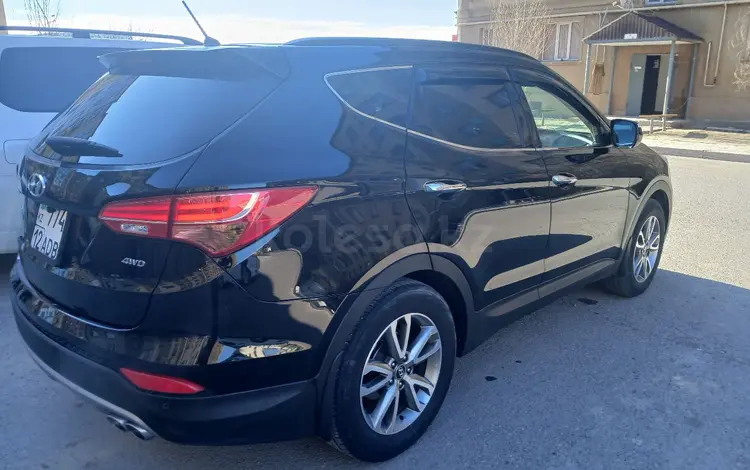 Hyundai Santa Fe 2013 годаүшін12 000 000 тг. в Актау