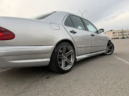 Mercedes-Benz E 320 1997 года за 2 600 000 тг. в Алматы – фото 23